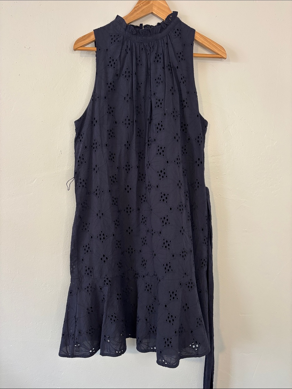 NWT Ann Taylor Navy Eyelet High-Neck Sleeveless Dress Women’s Size 12 Petite